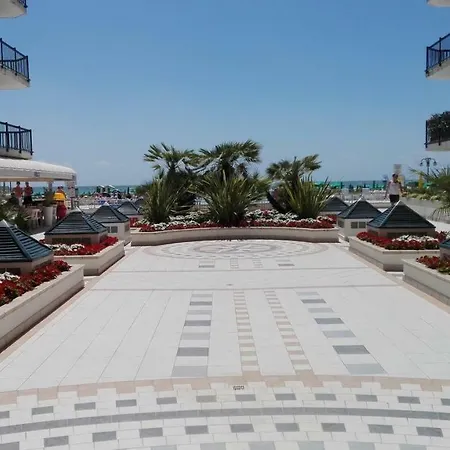 Attico Fronte Mare Apartment Lido di Jesolo